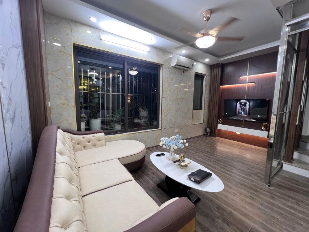 Bán nhà phố Vũ Trọng Phụng, 34m², 6 tầng, kinh doanh, full nội thất, gần Royal City 13 tỷ