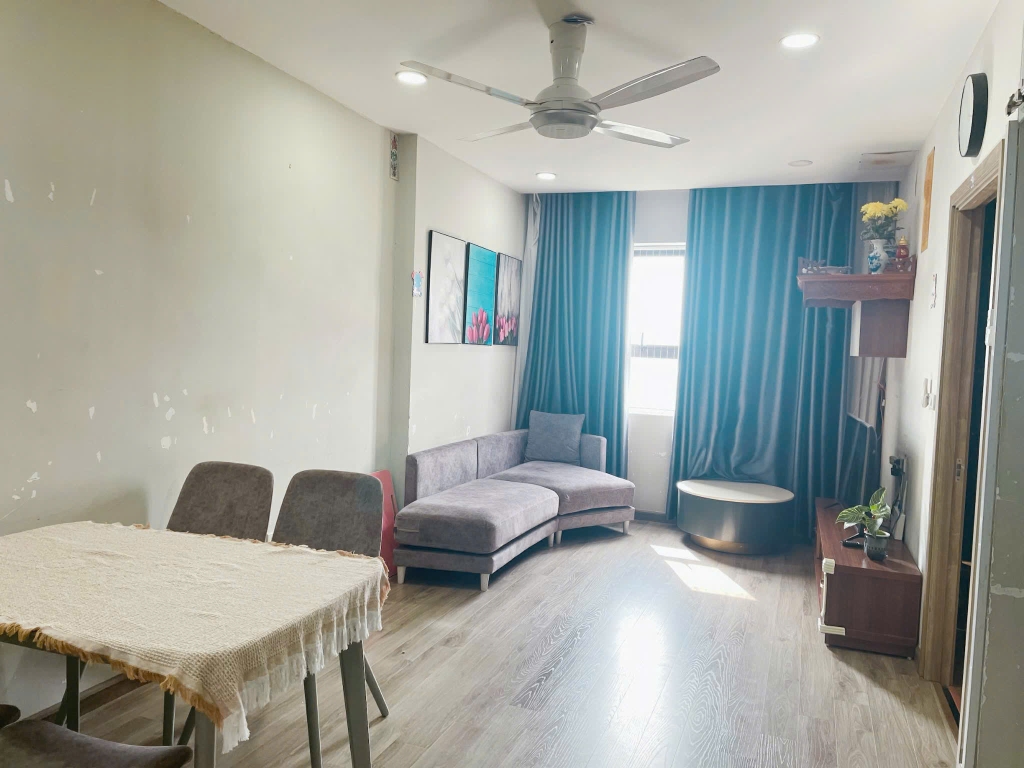 Cho thuê gấp căn hộ 2 ngủ Xuân Mai Complex full đồ, 55m2, giá 8 triệu/tháng
