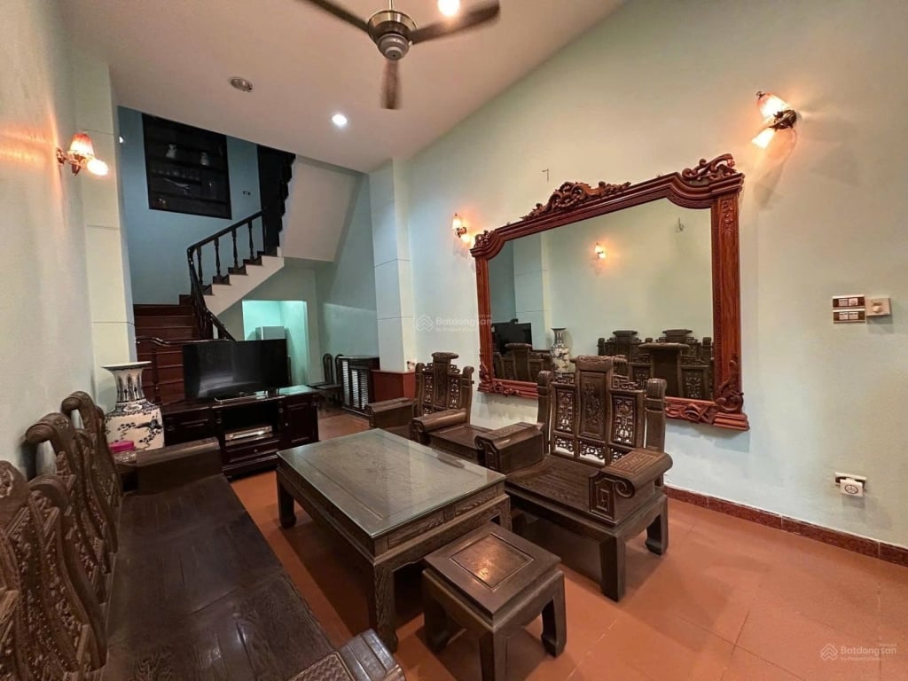 Nhà 4 tầng 55m2, ngõ ô tô, Full nội thất, Nghĩa Tân - Cầu Giấy, 19 triệu/tháng