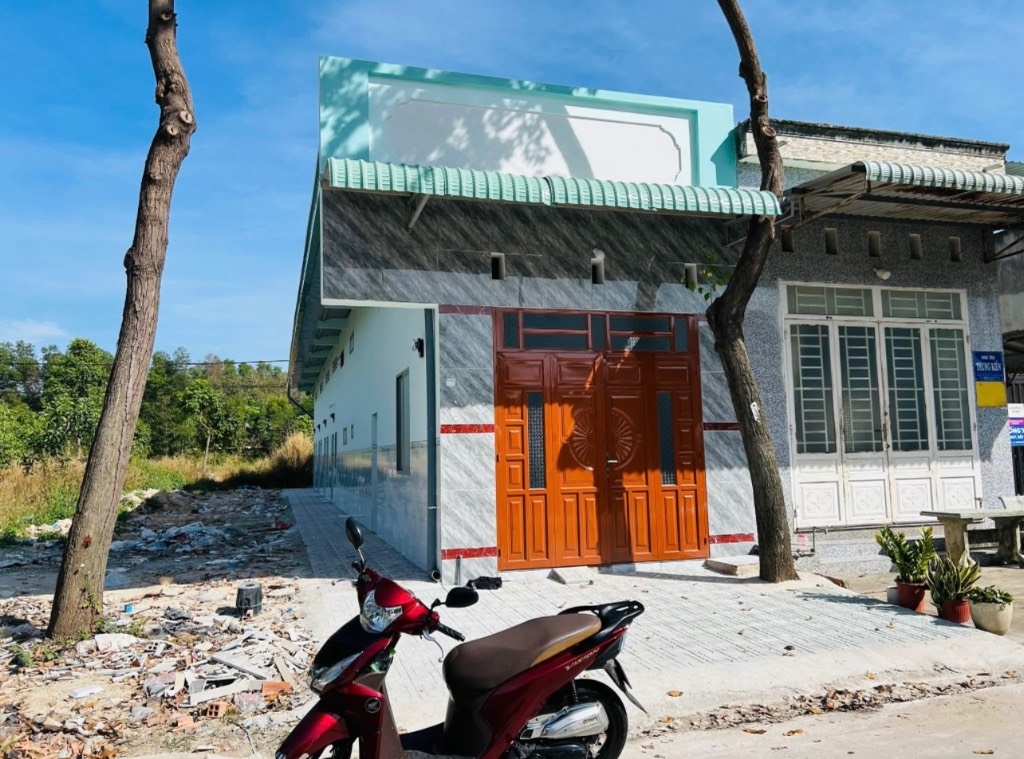 Bán gấp dãy trọ 150m2 KCN VSIP 2, 965 triệu, SHR, dòng tiền ổn định