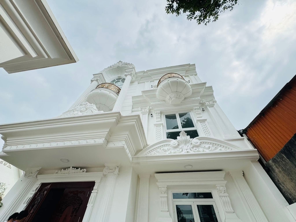 Biệt thự sang trọng Nguyễn Văn Lưu, Cần Thơ: Giảm sâu 7 tỷ, chỉ còn 18 tỷ!