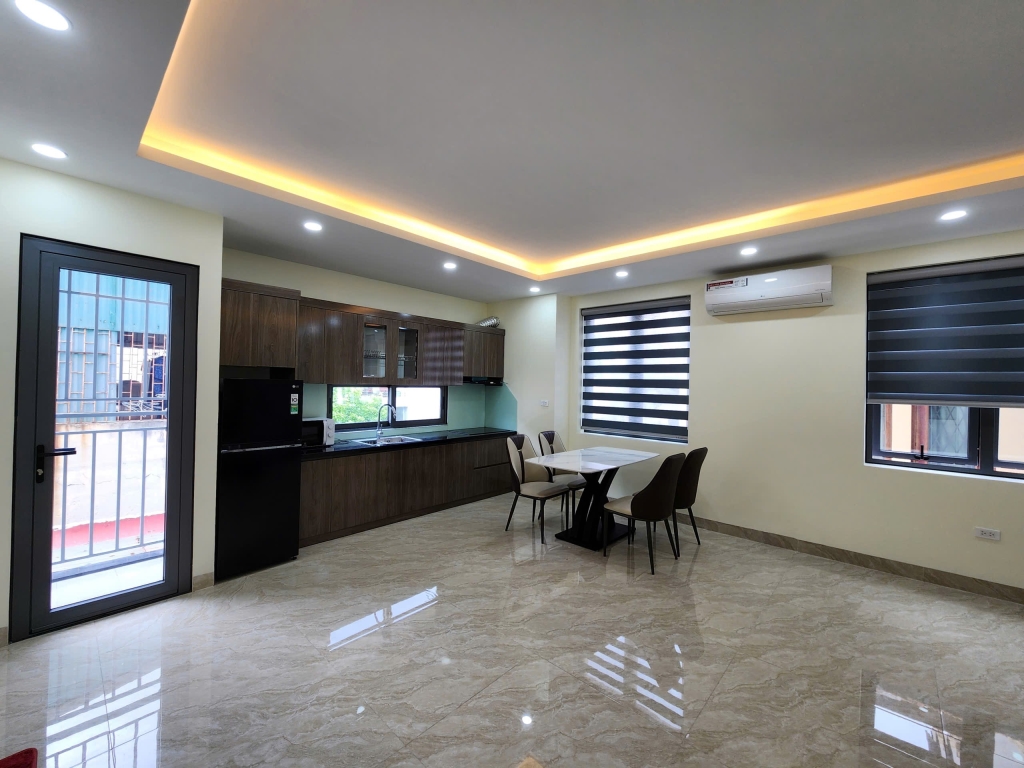 Cho thuê căn hộ 45m2 Nghi Tàm full nội thất, gần Hồ Tây, view thoáng