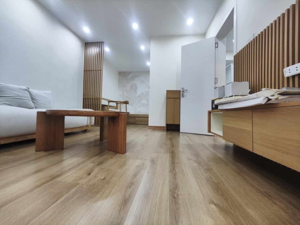 Cho thuê CCMN Thành Công, Ba Đình: 60m2, 2PN, full nội thất, 2 mặt thoáng, view sân rộng, giá 9tr/tháng