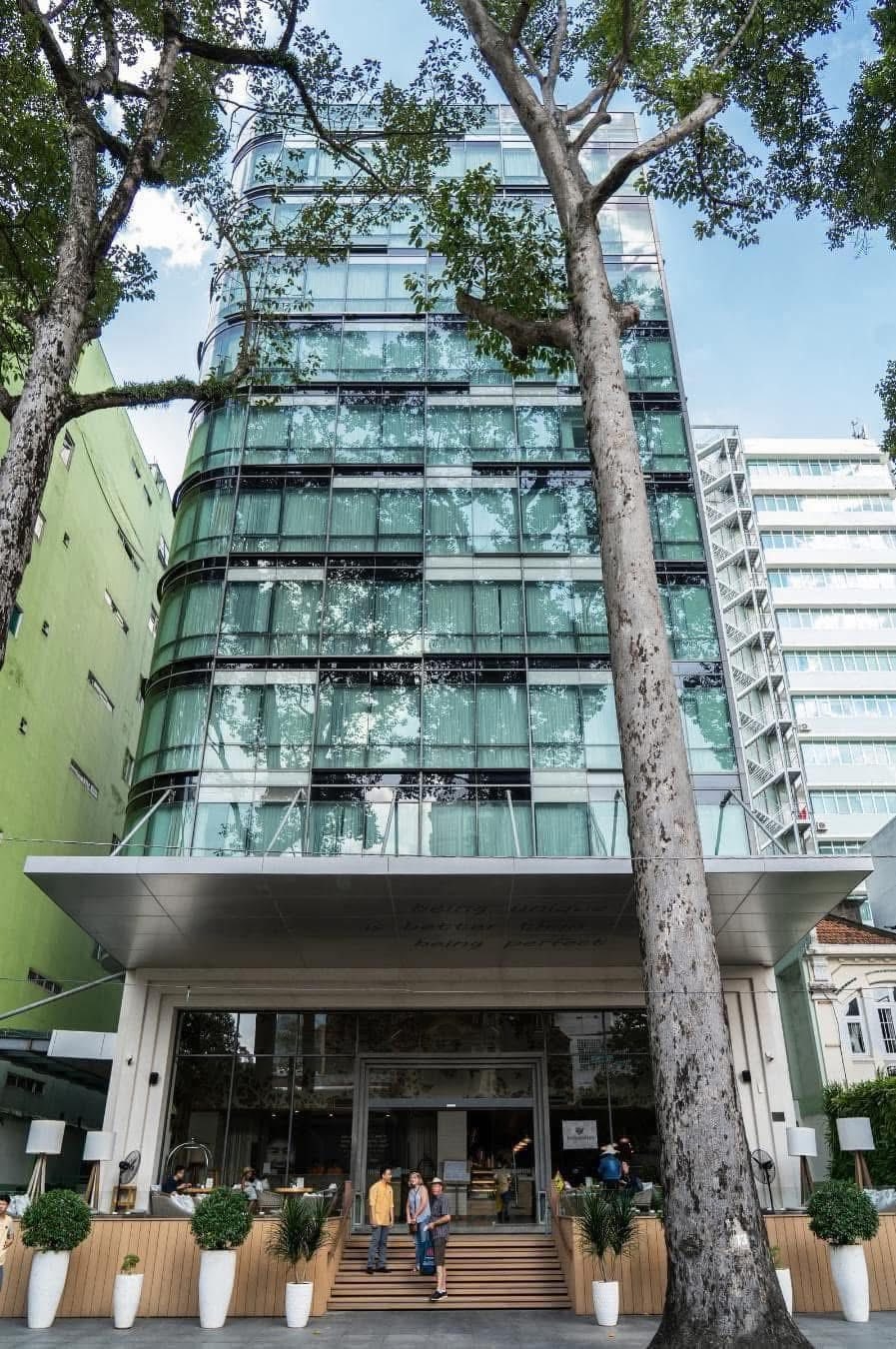 Bán gấp khách sạn 4 sao Fusion Suites Sài Gòn, 76 căn hộ, 850 tỷ, trung tâm Quận 1
